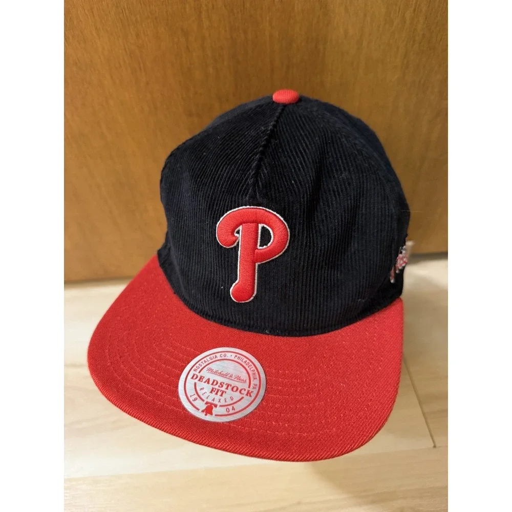 Philadelphia Phillies Mitchell And Ness Adult Corduroy Black Deadstock Snap Hat